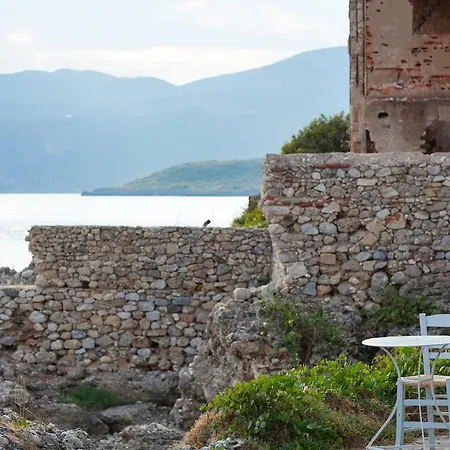 アパートホテル Notos カルダミリ