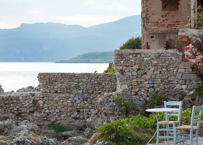 Aparthotel Notos Kardhamili