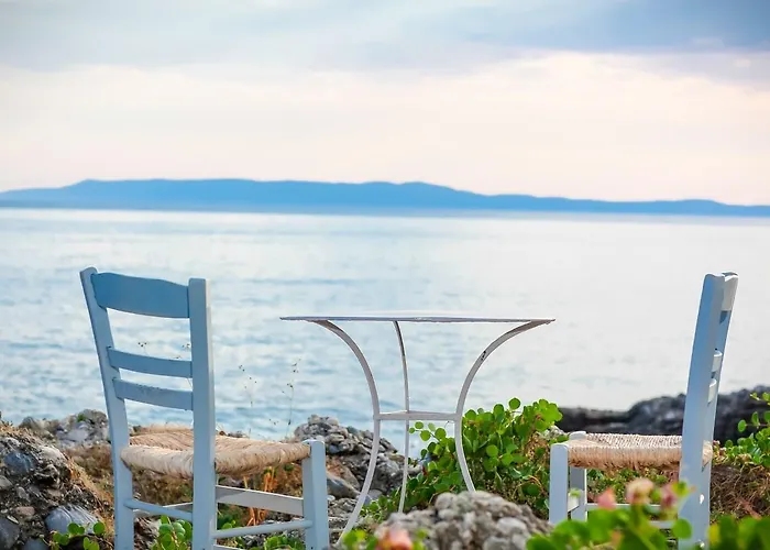 Aparthotel Notos Kardhamili