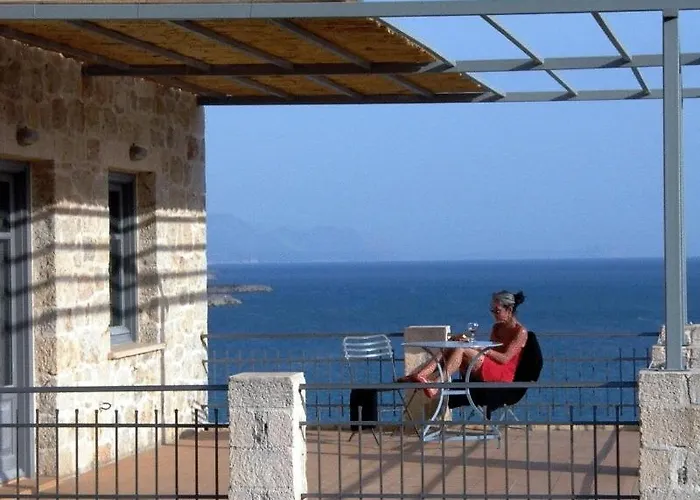 Aparthotel Notos Kardhamili